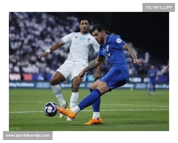 利雅得新月6-0大胜阿科多，结束三连平继续领跑沙特联